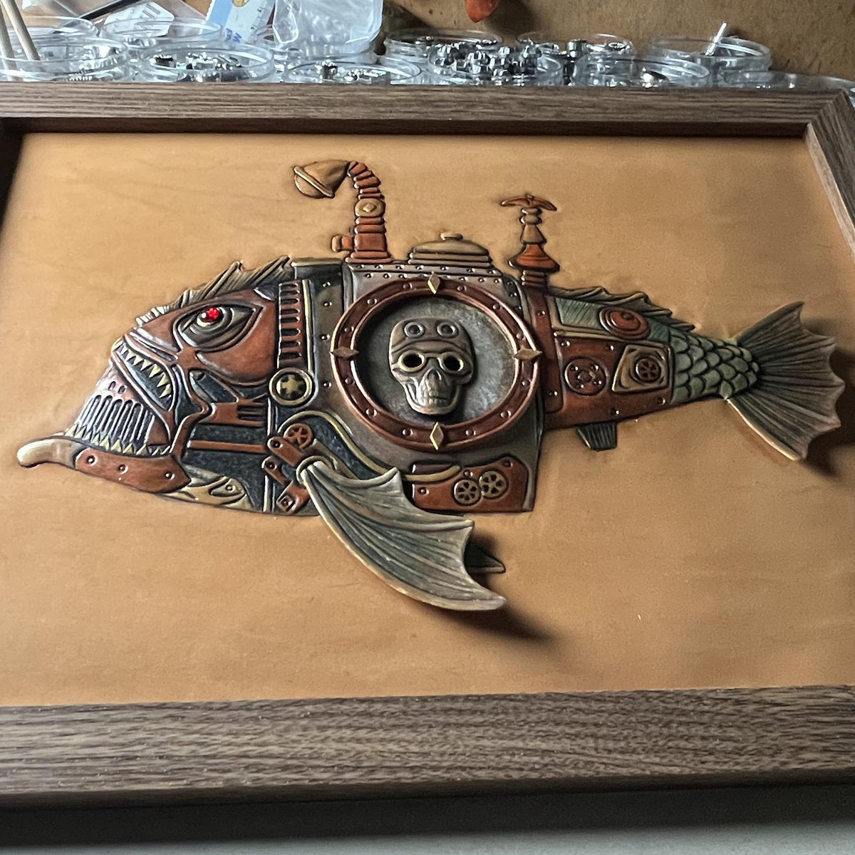 Video Course: Punk-Style Fish Leather Carving