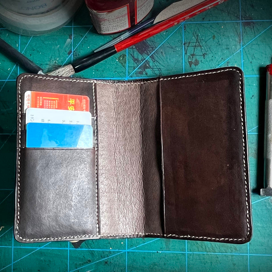 Video Course: Sheridan Floral Passport Cover