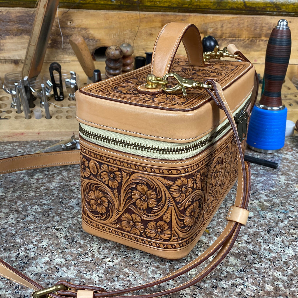 Pattern – Leather Carving Case Paper Pattern